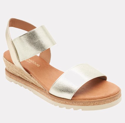 Andre Assous Neveah Platino Sandal | Ooh Ooh Shoes woman's clothing and shoe boutique located in Naples