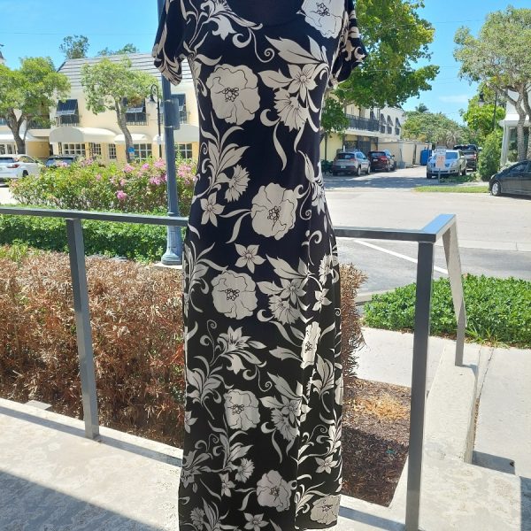 Zen Knits PM1341 Black/White Tahiti Print Short Sleeve Maxi Dress Ooh Ooh Shoes women's clothing and shoe boutique located in Naples and Mashpee