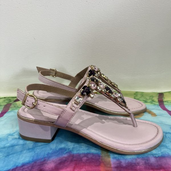 Bottega Smeralda 3NN06Q Lavender Leather Crystal Accents Toe Strap Sandal | Ooh Ooh Shoes women's clothing and shoe boutique located in Naples and Mashpee