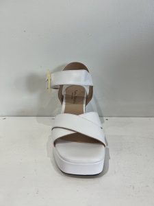 Pedro Anton 57701 V23 White Leather Block Heel Wedge | Ooh Ooh Shoes women's clothing and shoe boutique located in Naples and Mashpee