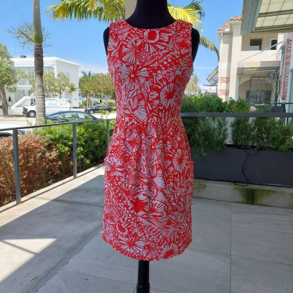 Jude Connally Mary Pat 101137 Summer Palm Poppy Scooped Back Neck with Gathered Waist and Front Pockets | Ooh Ooh Shoes women's clothing and shoe boutique located in Naples and Mashpee