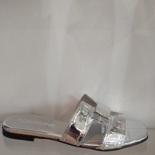 Tesorone Holly N Silver Croco Flat Leather Sandal | Ooh Ooh Shoes women's clothing and shoe boutique located in Naples and Mashpee