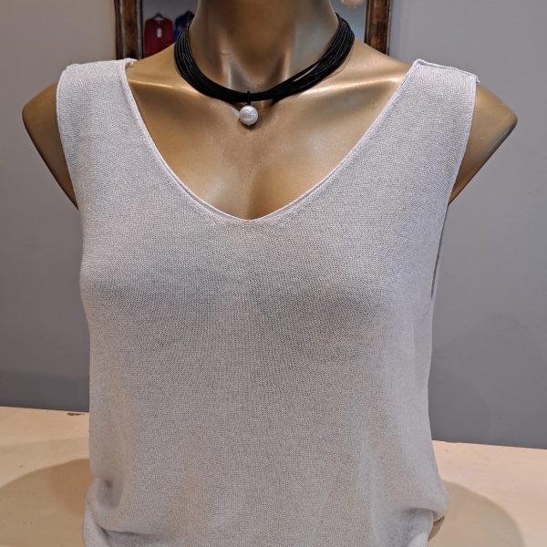 Look Mode 1946 White One Size Shimmer V Neck Tank | Ooh Ooh Shoes women's clothing and shoe boutique located in Naples